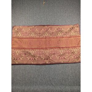 2 J. Queen New York Ellington King Pillow Sham Burgundy Gold Damask Woven Zipper